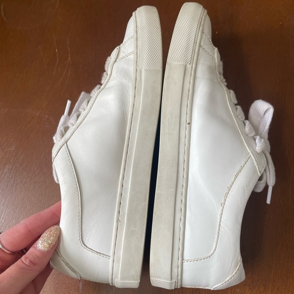 KOIO Capri in Triple White - Picture 3 of 4